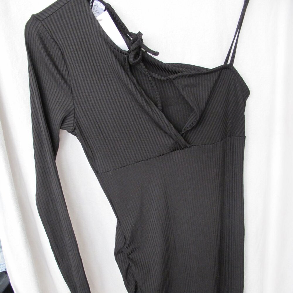 NWT Divided by H&M One Shoulder Bodycon Dress